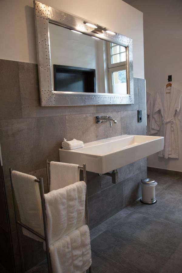 Guesthouse Altes Rathaus Rüdesheim nad Renem Zewnętrze zdjęcie
